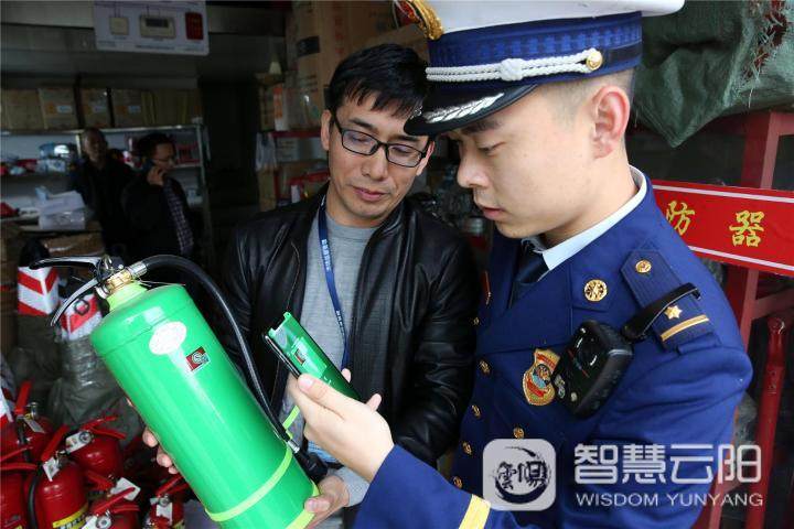 筑牢安全防线 云阳县消防救援大队开展全县消防器材联合检查与应急救援器材专项排查